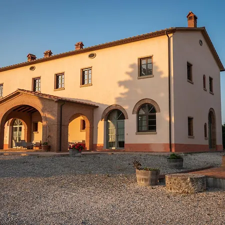 Agriturismo Tenuta Pakravan Papi-3